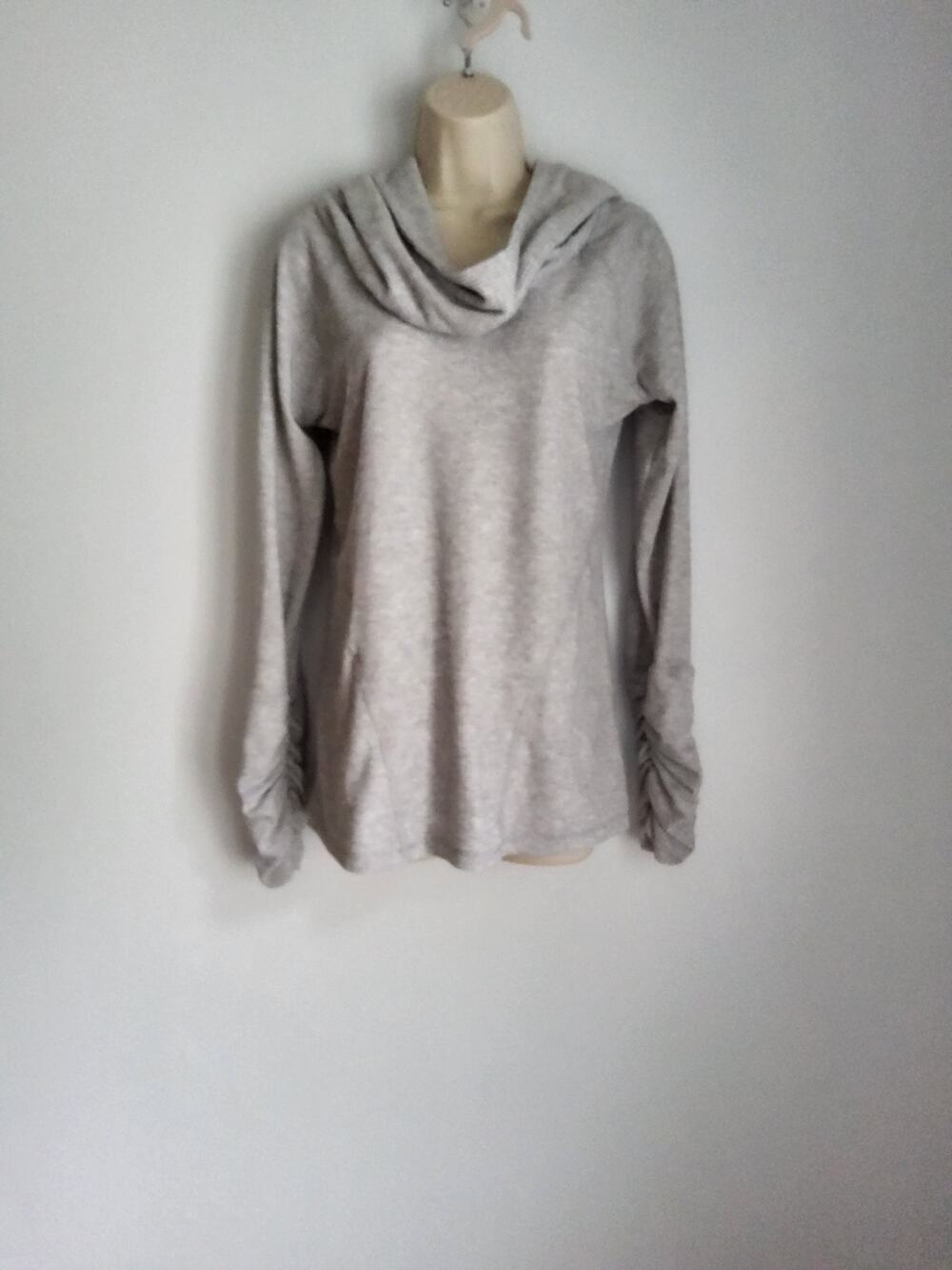 KÜHL Gray Cowl Neck Thumbhole Pullover M